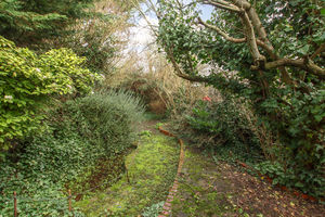 Photo 2- click for photo gallery